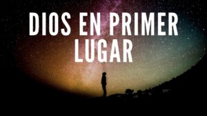 Portada del episodio Dios en primer lugar // Piensalo