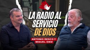Portada del episodio Cómo la radio se convierte en un canal de fe y vida // Tertulia de Amigos