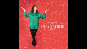 Portada del episodio Vale la Pena con Mayra Nazario: Alejandra Miguez presenta el sencillo navideño «Esta Navidad».