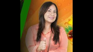 Portada del episodio Vale la Pena con Mayra Nazario y Alex Zurdo.