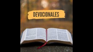 Portada del episodio Devocional de amigos con Sergio Mendoza: Diferencia entre misericordia y gracia.
