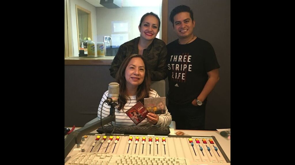 Imagen del programa Vale la Pena con Mayra Nazario y Pablo Andrés e Ivonne. en Radio Solidaria